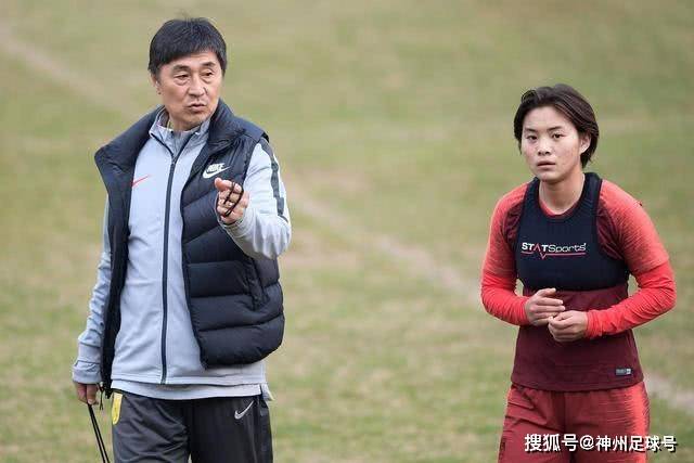 媒体人：哈登&米切尔被点名也不能换下 因此沃特森&泰森很重要